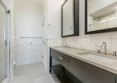 residence bathroom at The Annex apartments in New Orleans